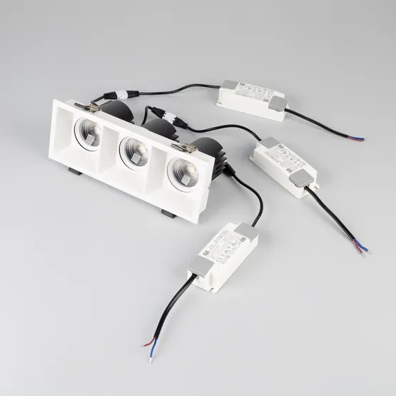 Фото #4 товара Светильник MS-FLOW-BUILT-S230x85-3x12W Day4000 (WH, 55 deg, 230V) (Arlight, IP20 Металл, 5 лет)